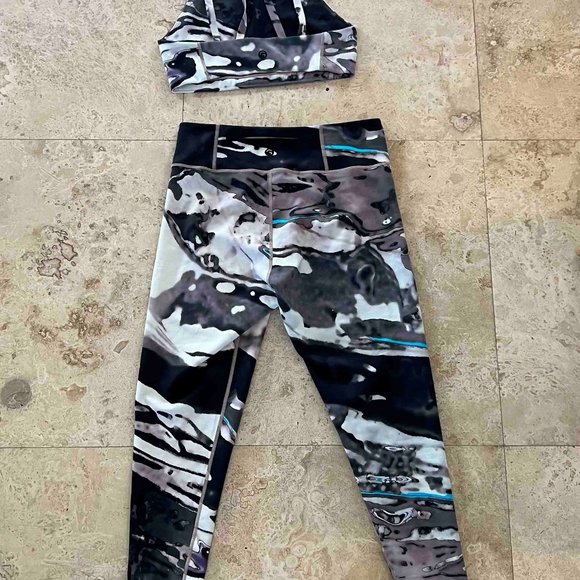 Gentrue Do bra and Do legging sold together - Picture 3 of 11